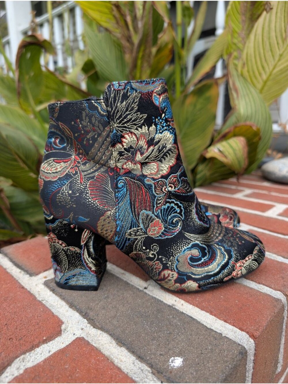 Bamboo Black Bright Floral Brocade Ankle Boots Size 6 Block Heel Boho Western